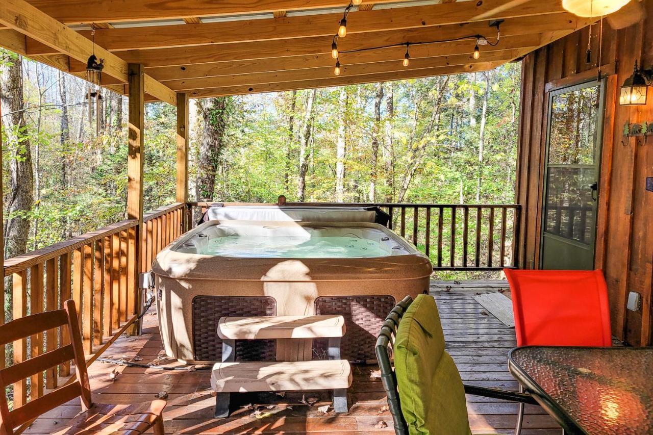 Friendly Bear Cabin Pigeon Forge Extérieur photo