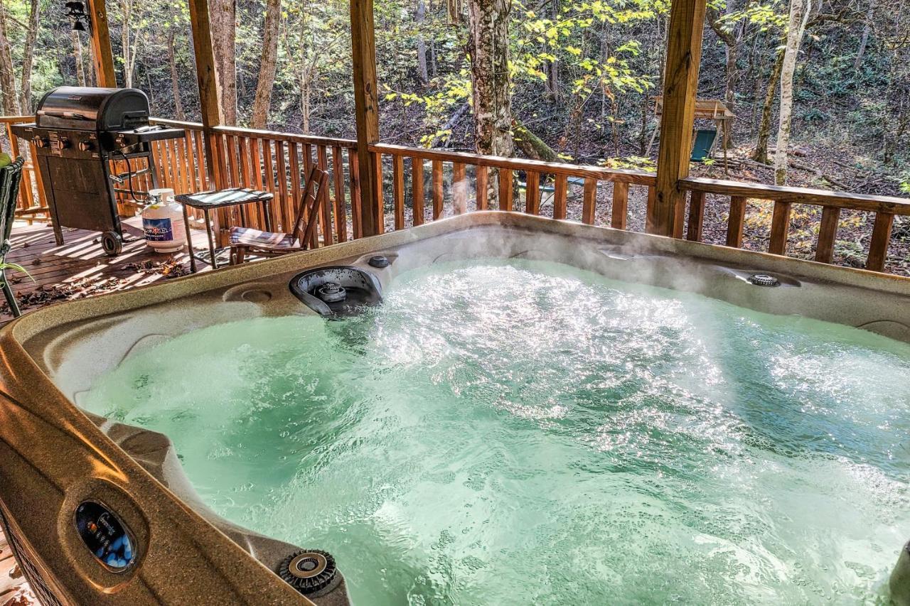 Friendly Bear Cabin Pigeon Forge Extérieur photo