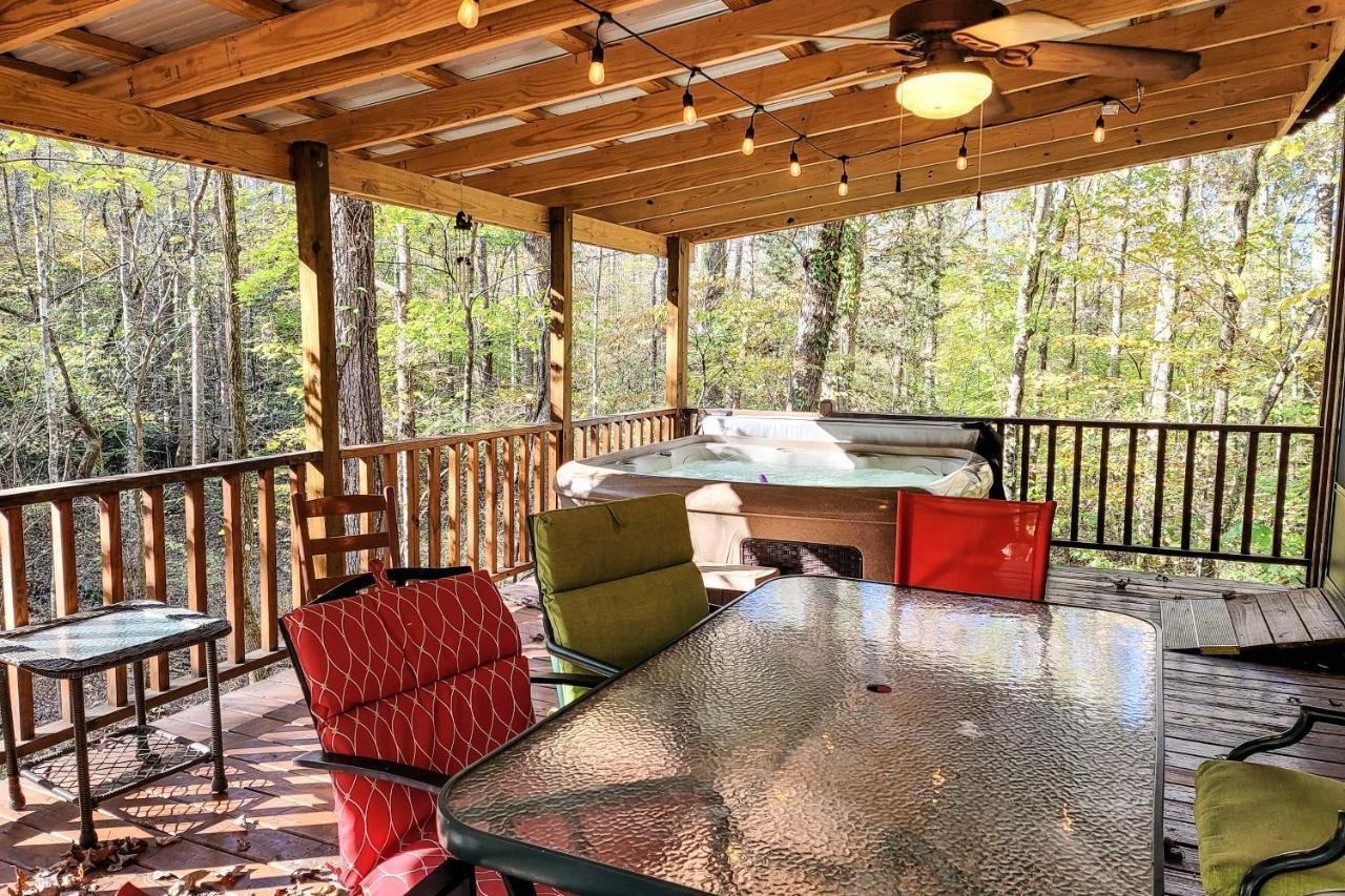 Friendly Bear Cabin Pigeon Forge Extérieur photo