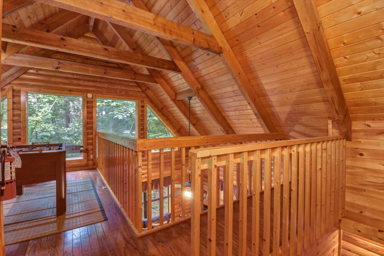 Friendly Bear Cabin Pigeon Forge Extérieur photo
